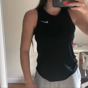 nike spots top with tag